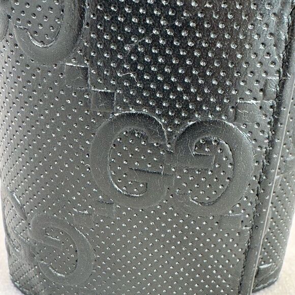 Gucci GG Embossed Leather Key Case Black - Picture 7 of 12
